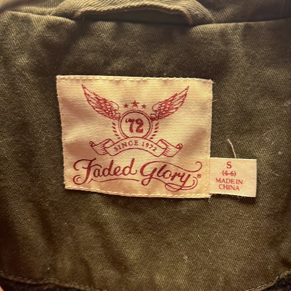 Jacket. - Picture 3 of 3